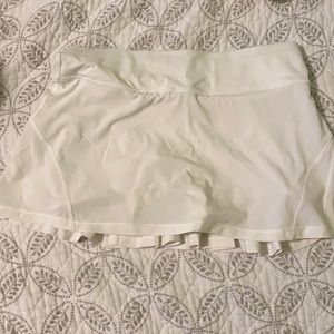 White Lululemon Skirt - liner with side pocket